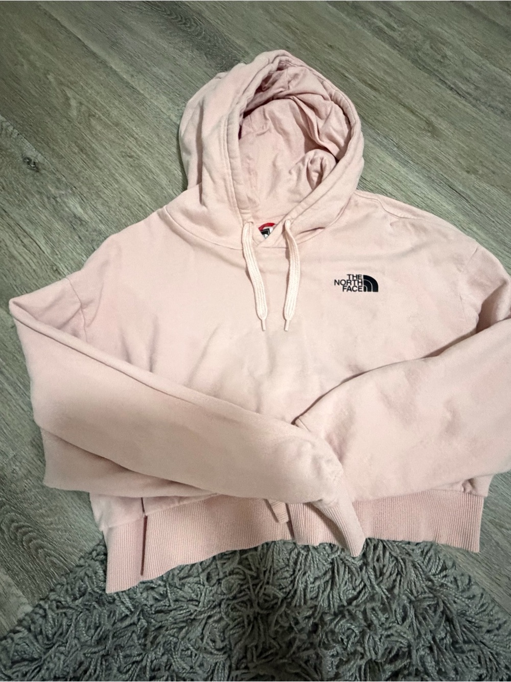 The North Face Women's Pale Pink Hooded Cropped Sweatshirt